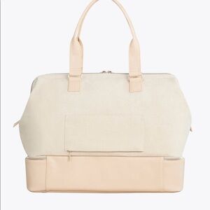 Brand new Bei’s weekender bag